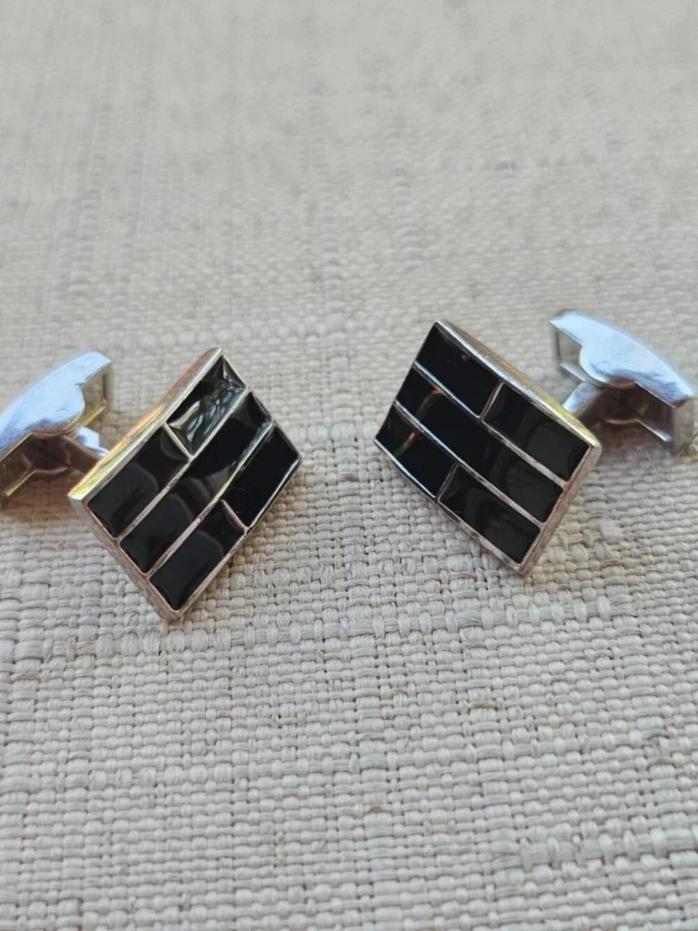 Bughatchi Cuff Link Father day Gifts Cufflinks Black/Silver Tone Stud Cuff Link